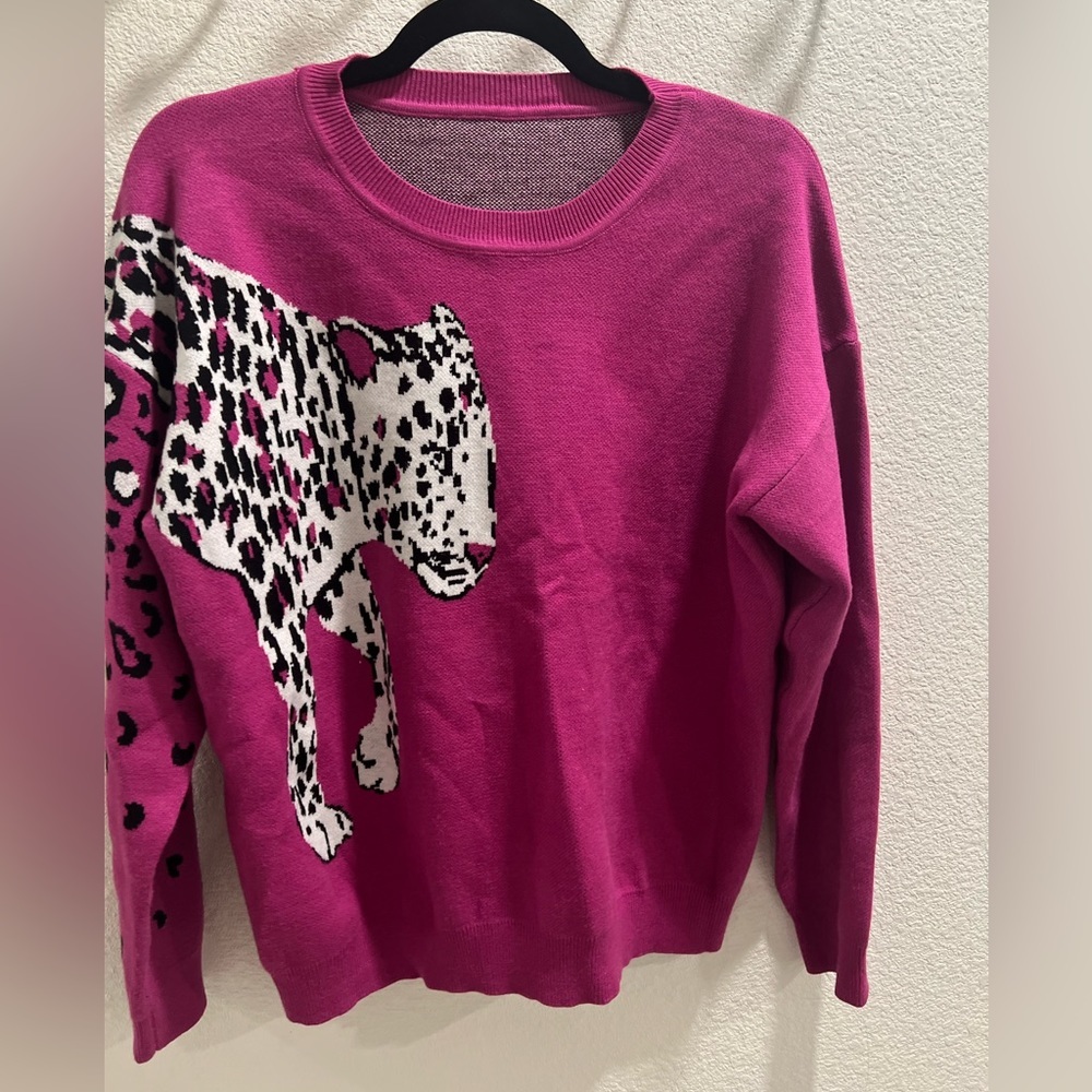 Womens crew neck sweater
